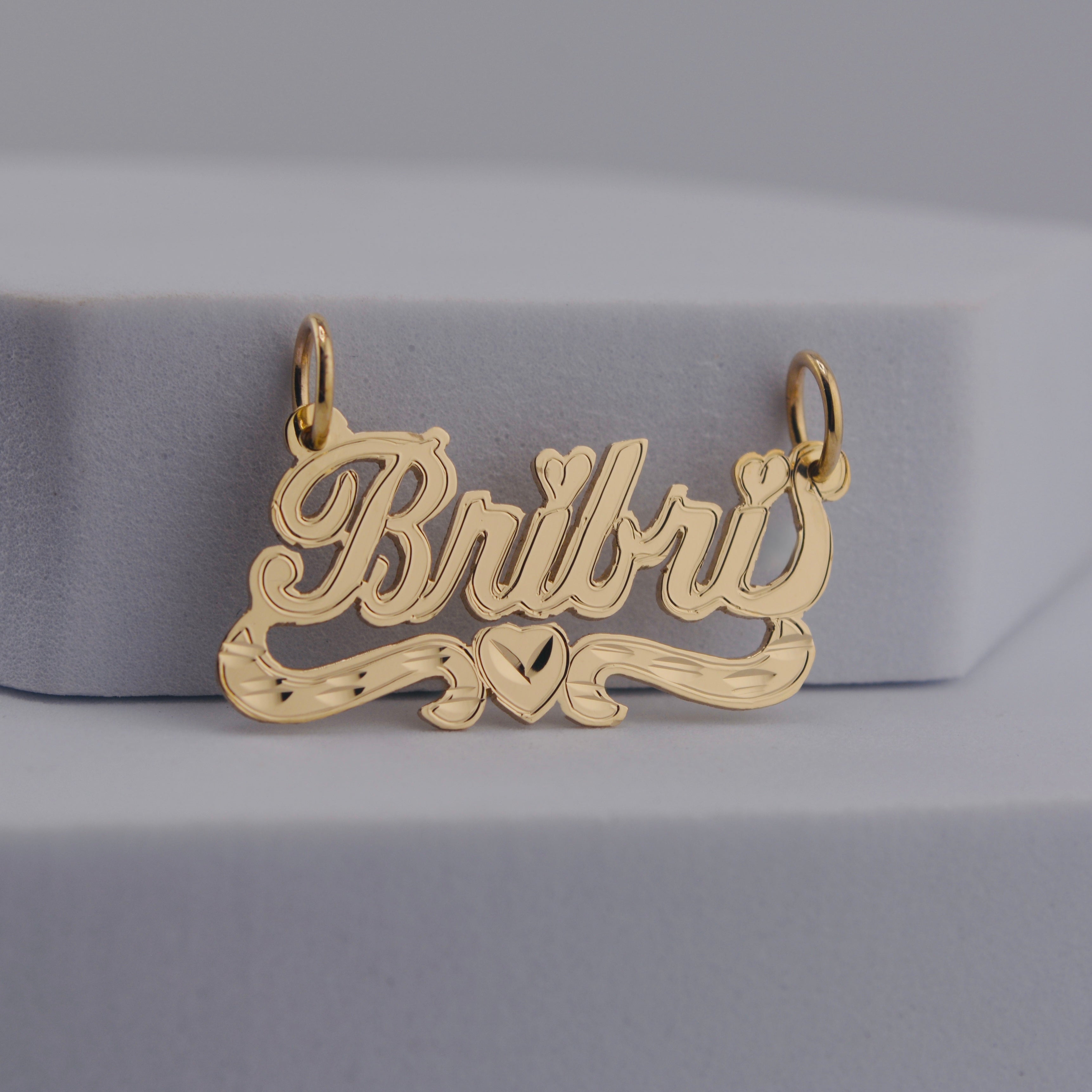 10K Mini Gold Curved Heart Nameplate Pendant | Lined and